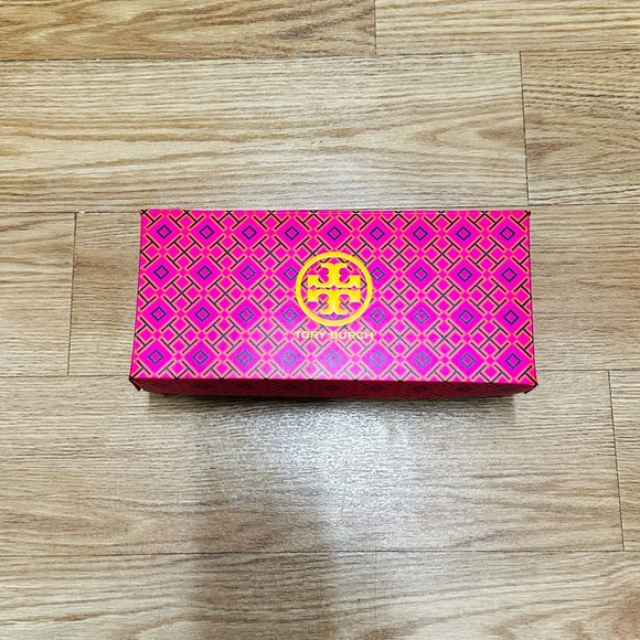 TORY BURCH Cap Toe Pump Shoes - Picture 12 of 15